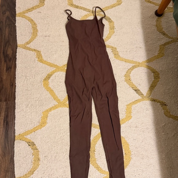 Sculpting Rib Unitard - Picture 5 of 6